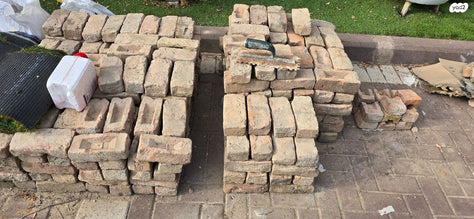 לבנים עתיקות