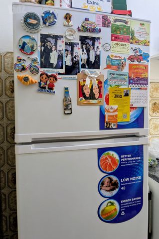 מקרר למכירה