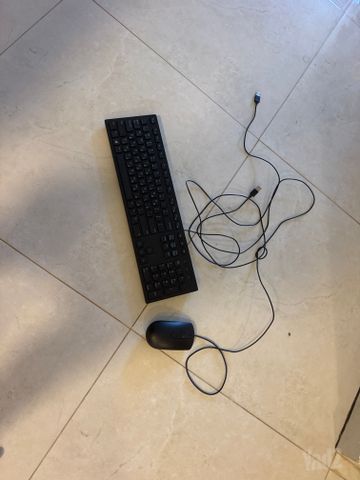 ‏מקלדת ועכבר
