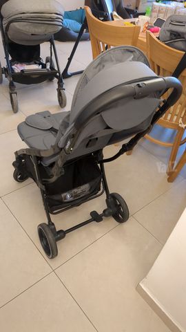 עגלת טיולון