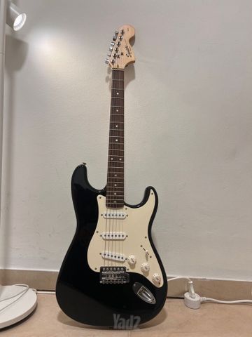 גיטרה Squier Stratocaster