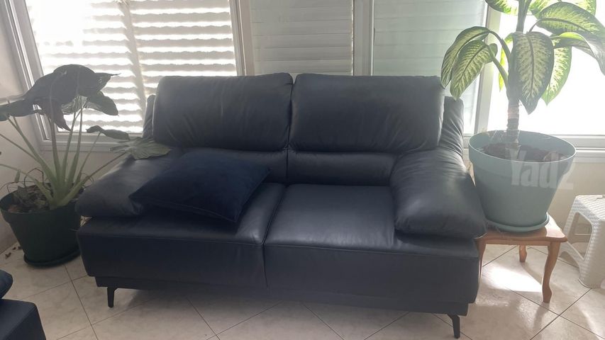 ספות עור לסלון