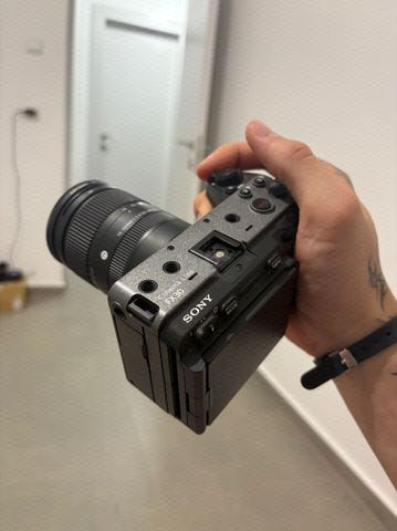 Sony Fx30 + 18-50mm f2.8 sigma
