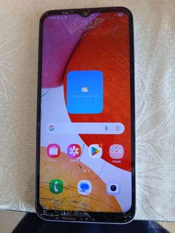 שני מכשירי Samsung Galaxy A14