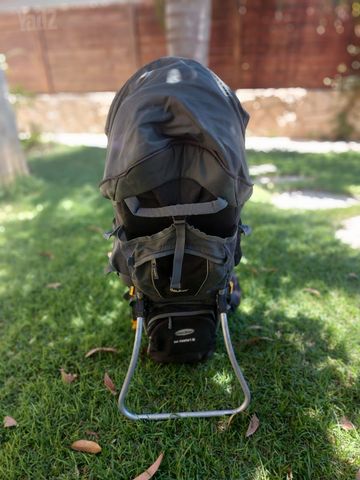 מנשא תינוק Deuter