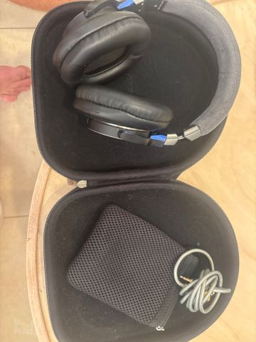 אוזניות אולפן Audio-Technica
