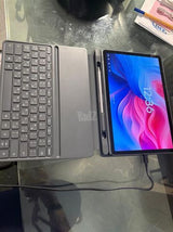 טאבלט lenovo ב1300 שח , כחדש