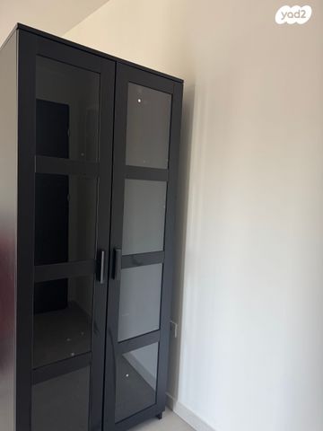 ספריה / עמודה לספרים