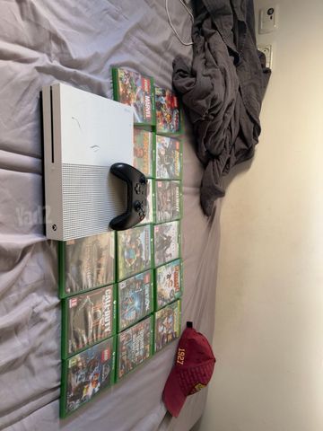 XBOX  ONE S