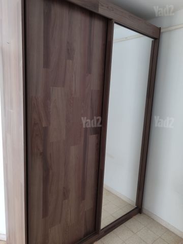 ארון בגדים