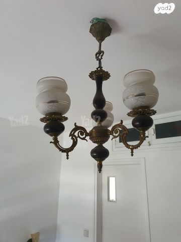 נברשת/ מנורה