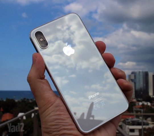 256 גיגה  iPhone  X