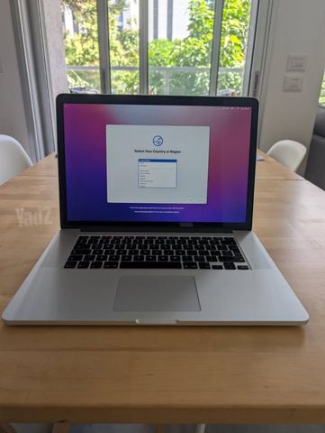 MacBook Pro 15" (Mid 2015)