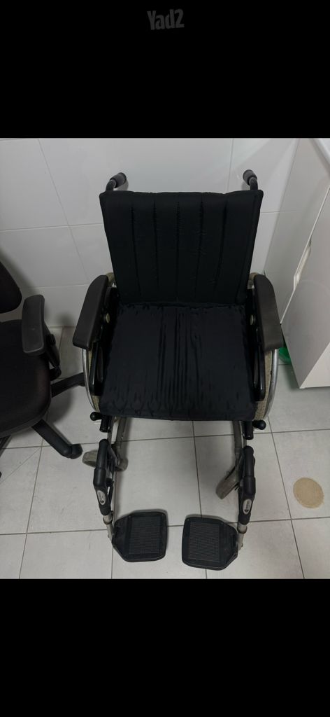 כיסא גלגלים