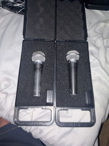 2 מקרופוני shure sm58