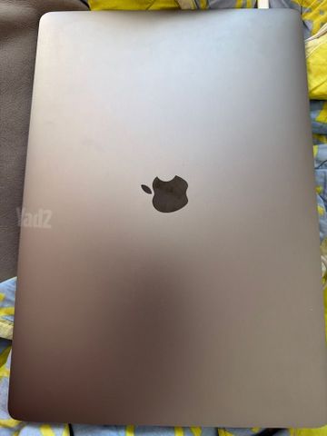 MacBook pro 512 i7