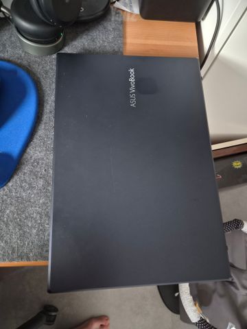 Asus X571L