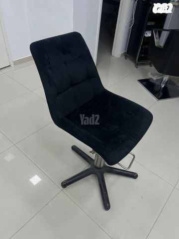 כיסא ספר