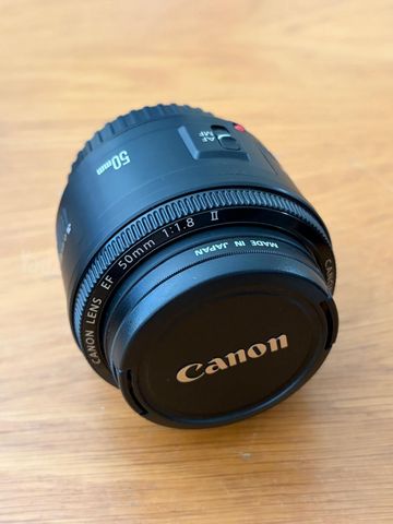 עדשה canon 50 mm