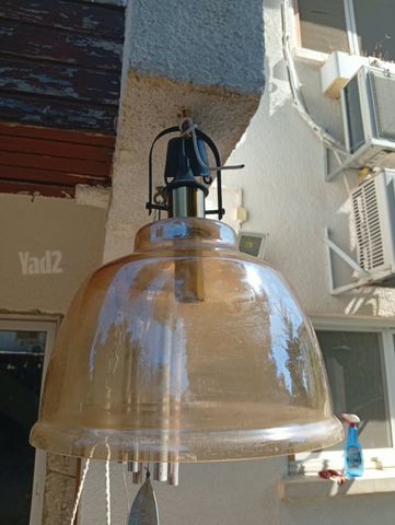 מנורה ענקית