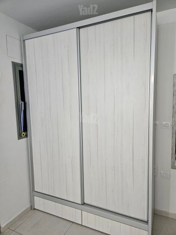 ארון בגדים