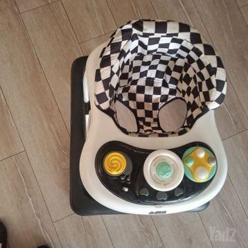 הליכון לתינוק