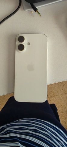 אייפון 16