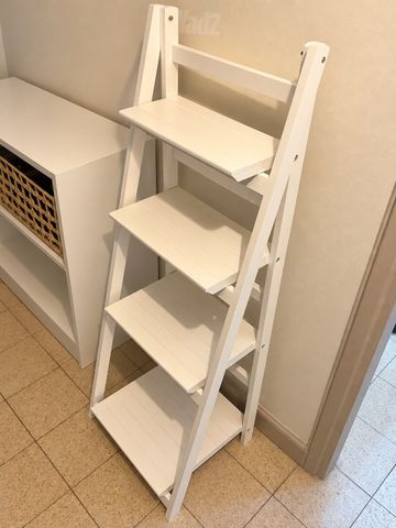 סולם מדפים