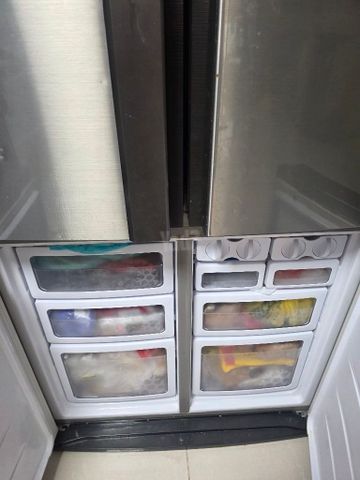 מקרר שארפ