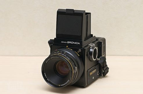 מצלמת Zenza Bronica SQ