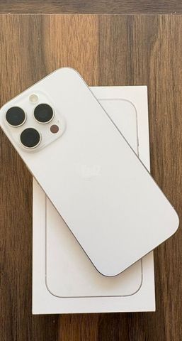 איפון 16 pro