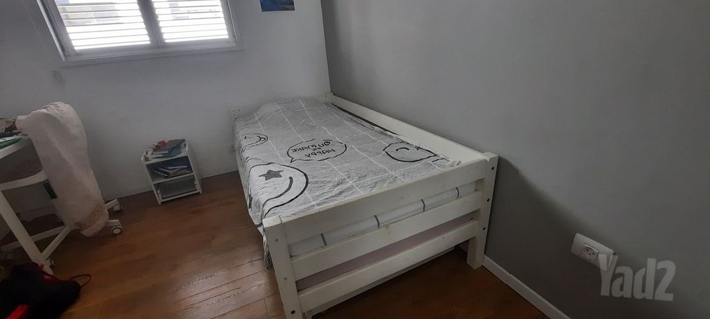 מיטה יחיד +חבר
