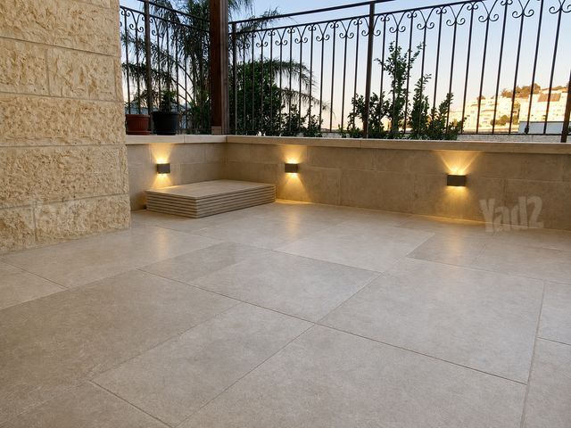 אריחים דמוי אבן