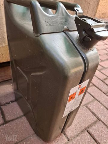 מיכל מים גרמני