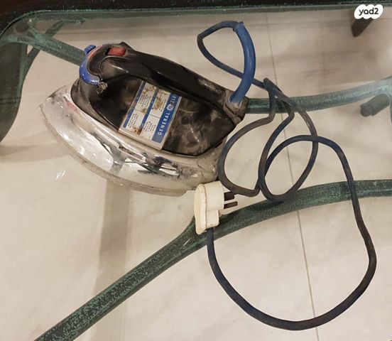 וינטג' מגהץ אדים