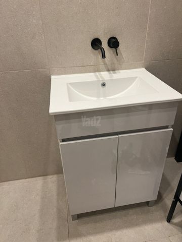 ארון אמבטיה