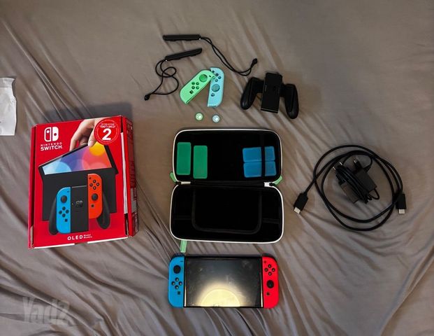 Nintendo Switch OLED 64GB