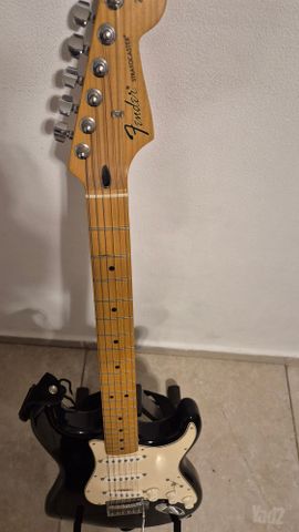 גיטרה fender +מגבר fender