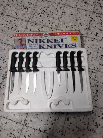 סט 8 סכיני Nikkei