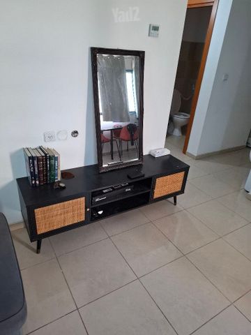 שידת טלוויזיה