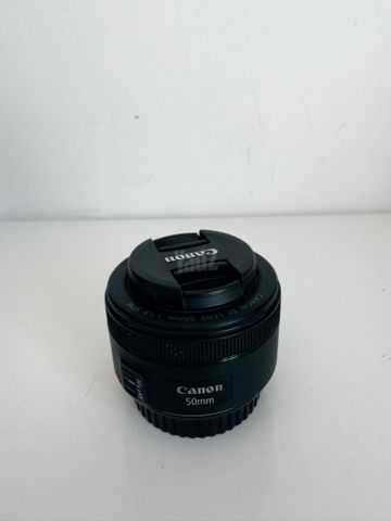 Canon 6D Mark II ועדשת 24-105