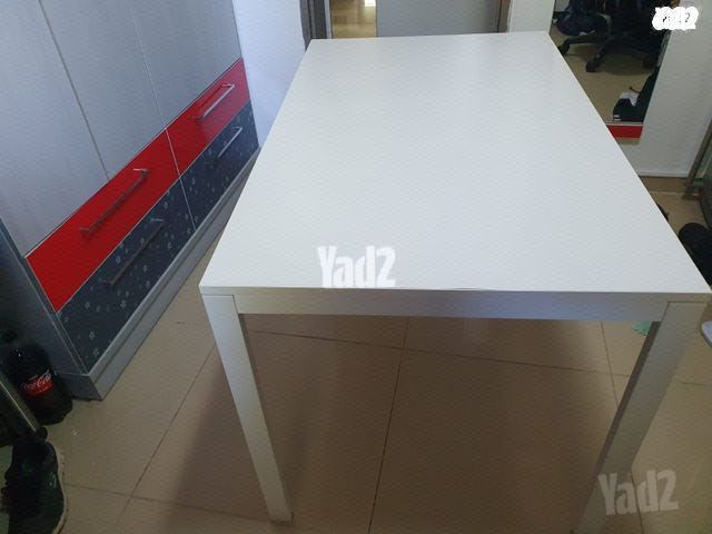 שולחן