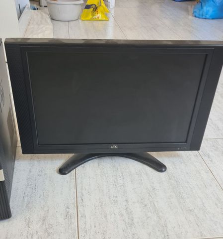 מסך 22" אינץ'