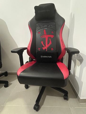 כיסא גיימינג Noblechairs DOOM