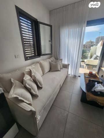 ספה 2.40 חדשה