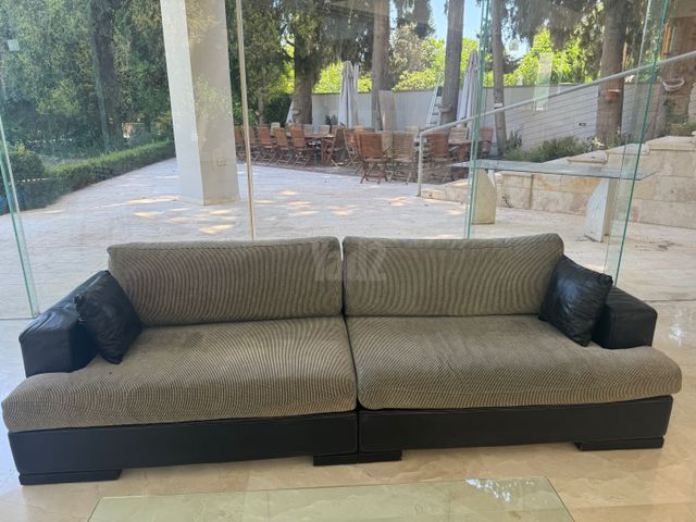 סלון וכסאות