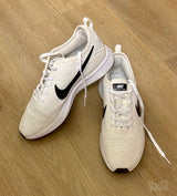 נעלי ריצה Nike