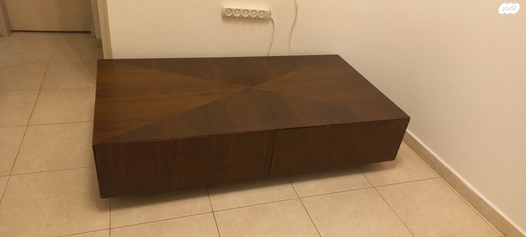 שולחן סלון