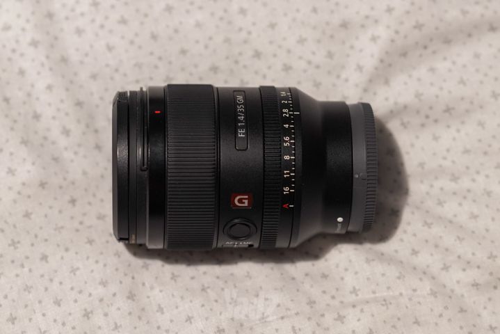 עדשות Sony GM