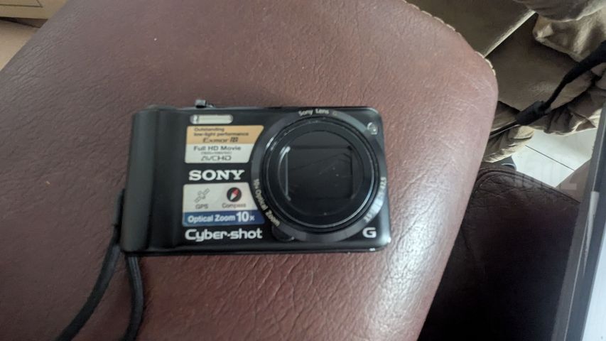 מצלמה  Sony Cybershot HX5V